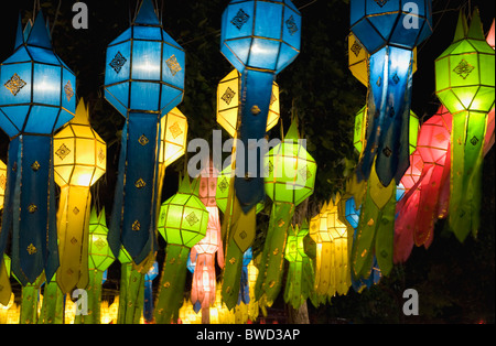Colorate lanterne di carta Foto Stock