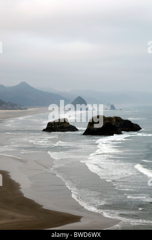 Ecola state park view cannon beach haystack rock costa litorale costiero shore litorale OREGON USA oceano Pacifico nord-ovest Foto Stock