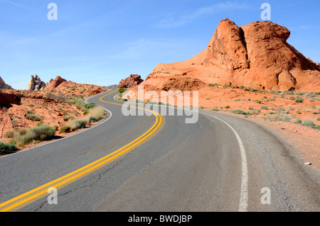 Strada panoramica attraverso la Valle del Fuoco parco dello stato Foto Stock