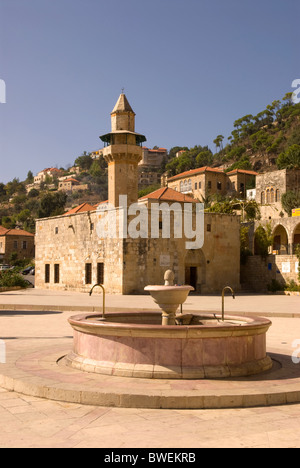 Periodo ottomano città di Deir al-Qamar e Fakhreddine la moschea, Chouf, Libano. Foto Stock