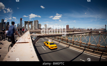 Il Ponte di Brooklyn, da Brooklyn a Manhattan, NYC, New York Foto Stock