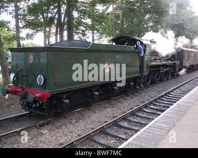 Stazione ferroviaria meridionale King Arthur Classe (N15) 'Sir Lamiel' a Holt, North Norfolk railway Settembre 2010 Foto Stock