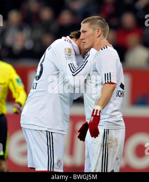 Bundesliga, Bayer 04 Leverkusen vs FC Bayern Muenchen 1:1--Mario GOMEZ (li.,FC Bayern ) Bastian SCHWEINSTEIGER (FC Bayern ) Foto Stock