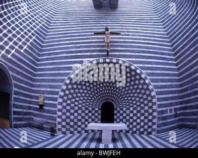 Chiesa di San Giovanni Battista chiesa dentro l'architettura Mogno canton Ticino Svizzera Europa Foto Stock