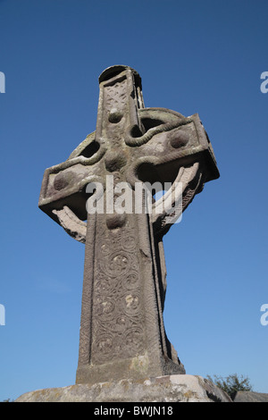 Uno dei Ahenny alta attraversa in Kil Clispeen cimitero, Ahenny, Co Tipperary, Irlanda. Foto Stock