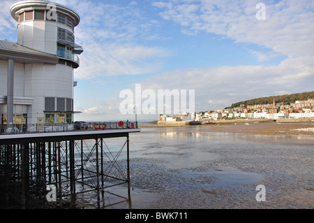 Vista della città e Grand Pier, Weston-super-Mare, Somerset, Inghilterra, Regno Unito Foto Stock