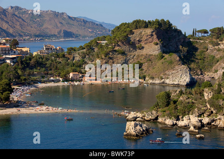 Paradiso piscina, Isole Bella, la spiaggia di Taormina, provincia di Messina, Sicilia, Italia, Europa Foto Stock