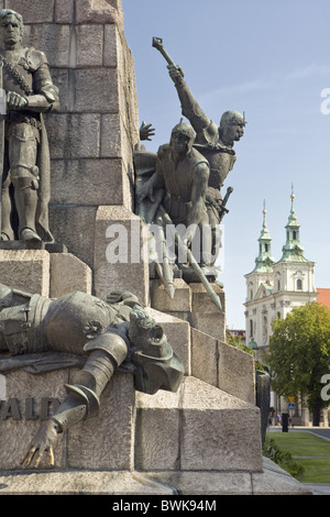 Dettaglio del monumento alla battaglia di Grunwald a piazza Matejko, Cracovia, in Polonia, in Europa Foto Stock