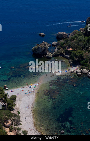 La zona di balneazione Isole Bella, Taormina, provincia di Messina, Sicilia, Italia, Europa Foto Stock