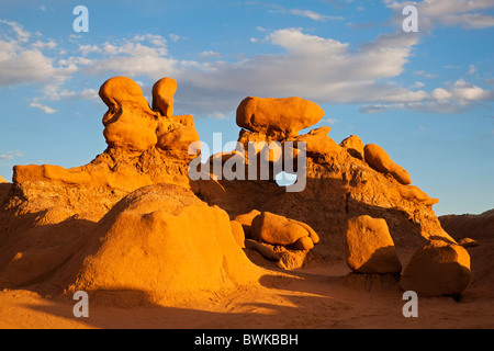 Goblins, formazioni di arenaria in Goblin Valley State Park, San Rafael Swell, Utah, Stati Uniti d'America Foto Stock