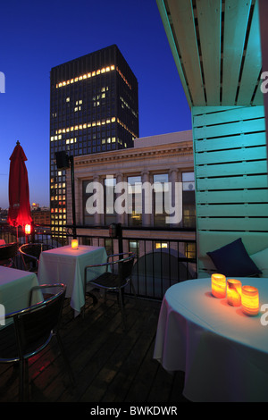 Terrazza sul tetto, Hotel Place D'Armes, Montreal, Quebec, Canada Foto Stock