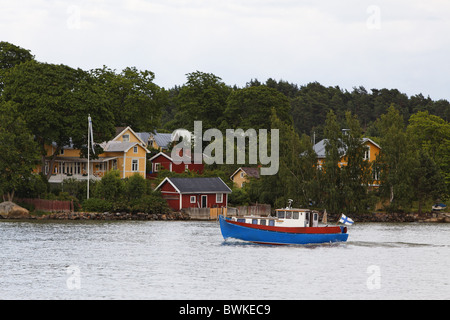 Case vicino l'ingresso al porto di Turku, Finlandia Foto Stock