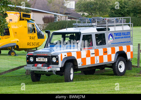 Tweed Valley Mountain Rescue con off-road Ambulanza Foto Stock