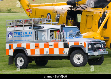 Tweed Valley Mountain Rescue con off-road Ambulanza Foto Stock