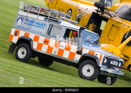 Tweed Valley Mountain Rescue con off-road Ambulanza Foto Stock