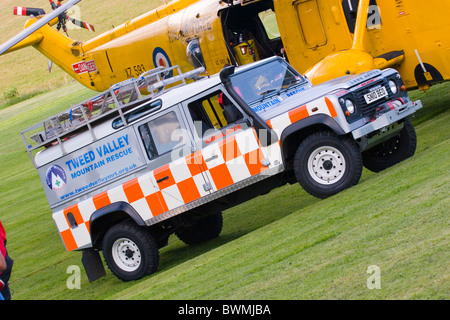 Tweed Valley Mountain Rescue con off-road Ambulanza Foto Stock