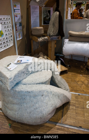 Home Improvements, Ecological Building Trade Show, 'Salon Batir Ecologique', 'Lamb's Wool' prodotti per l'isolamento della casa, Foto Stock