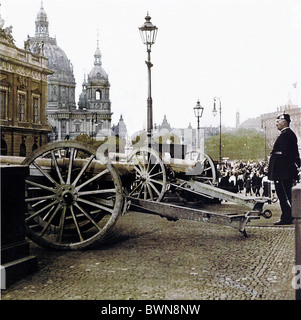 1914 acquisire armi Berlino Prima Guerra Mondiale Kronprinzenpalais Settembre 2 Storia storico corteo storico Foto Stock