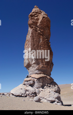 Il Cile America del Sud Monjes de la Pacana Altiplano vicino a San Pedro de Atacama montagne delle Ande Antofagasta landsca Foto Stock