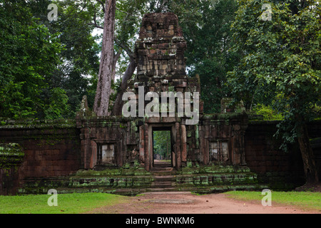 Angkor Thom, porta a Palazzo Reale composto, i templi di Angkor, Cambogia Foto Stock