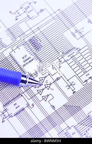 Un sistema elettronico di schema. Tecnologia ideale dello sfondo. Foto Stock