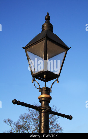 Lampada vittoriana Post o standmasde di ghisa Foto Stock