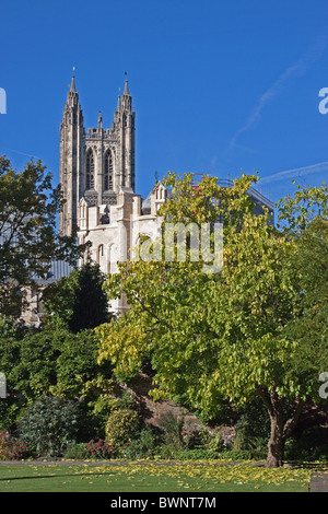 La Cattedrale di Canterbury e dal Memorial Garden all'inizio dell'autunno 2010 Foto Stock