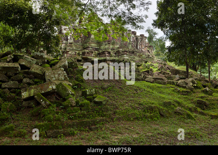 Preah Pithu V. rovine a sito archeologico. Angkor Thom, Sito Patrimonio Mondiale dell'UNESCO, Cambogia, Indocina, Asia Foto Stock