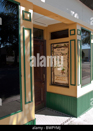 New Haven Avenue nel centro storico di Melbourne sul litorale orientale della Florida Foto Stock