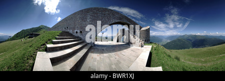 Svizzera Europa Monte Tamaro architettura moderna Cappella di Santa Maria degli Angeli chiesa di Monte Mario Foto Stock