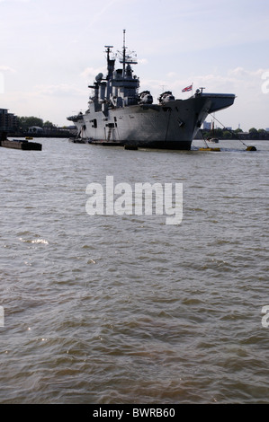 HMS illustre, portaerei, Greenwich, il fiume Tamigi, Londra, Inghilterra Foto Stock