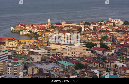 PANAMA CITY, PANAMA - vista aerea del Casco Viejo, centro storico della città. Foto Stock