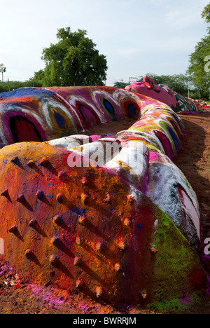 Duryodhana fatta con fango, termeric kumkum e polvere per Mahabharatha kuthu; Patukalam festival presso Sevelimedu in Kanchipuram. Foto Stock