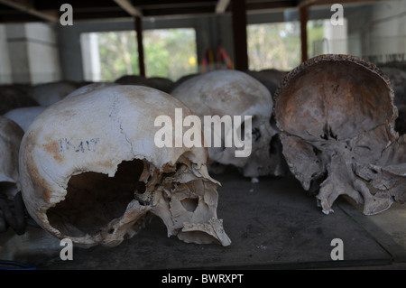 Teschi in campi di morte, Choung Ek Foto Stock