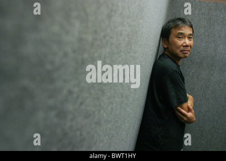 Haruki Murakami, scrittore, romanziere e saggista. Tokyo, Giappone. Foto Stock