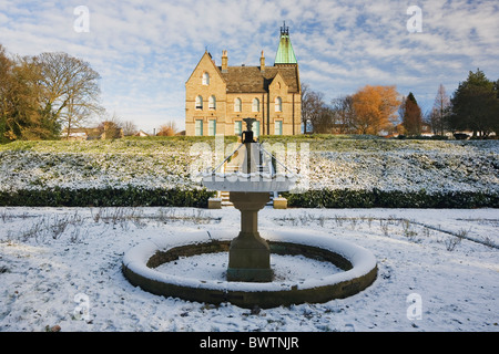 Il Museo Bagshaw a Wilton Park Batley West Yorkshire Regno Unito Mostra documento locale in tutto il mondo e la storia Foto Stock