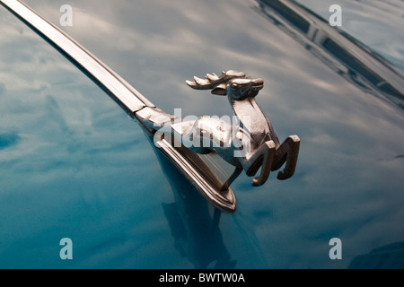 Primo piano di un classico sovietico auto d'epoca, GAZ-21 'Volga' Foto Stock