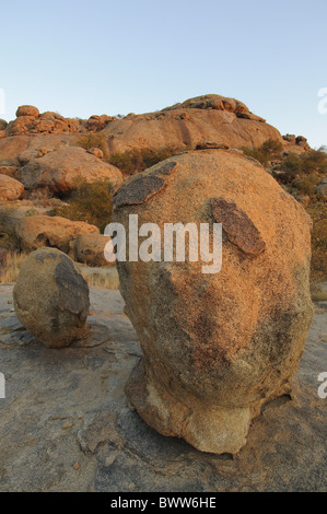 Massi deserto dettaglio erongo erosione del paesaggio di granito della Namibia di sabbia di pattern di resistenza agli agenti atmosferici di pietra Africa Africa Namibia Namibia Foto Stock