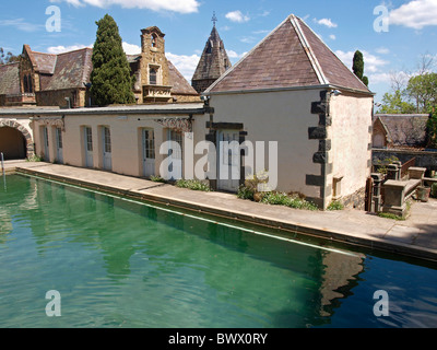 La PISCINA A MONTSALVAT , artista comunità VICTORIA AUSTRALIA Foto Stock