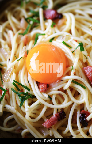 Dettaglio di spaghetti alla carbonara Foto Stock