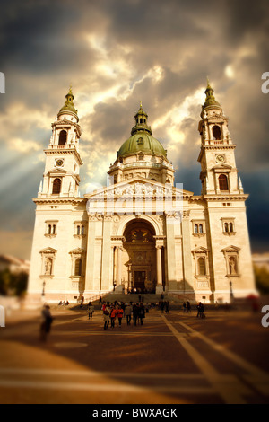 Dalla Basilica di Santo Stefano,, ( Szent Istvan Bazilika ) , Neo Classico edificio, Budapest, Ungheria Foto Stock