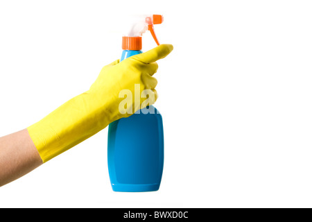 Ritratto di femmine della mano che tiene la bottiglia di detergente Foto Stock