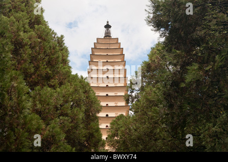 Pagoda Qianxun, uno dei tre pagode, San Ta Si, Dali, nella provincia dello Yunnan in Cina Foto Stock