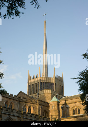 Blackburn guglia della cattedrale e lanterna 1962-67 aggiunto ai disegni e ai modelli di Laurence King e John Hayward Foto Stock