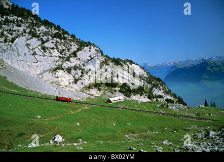 Alp Alpnachstad Pilatus ferrovia strada di montagna paesaggio di Obvaldo Pilatusbahn Svizzera Europa Foto Stock