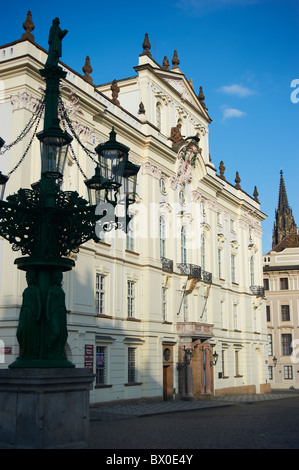 Palazzo Arcivescovile il Castello di Praga Hradcany Praga Repubblica Ceca Foto Stock