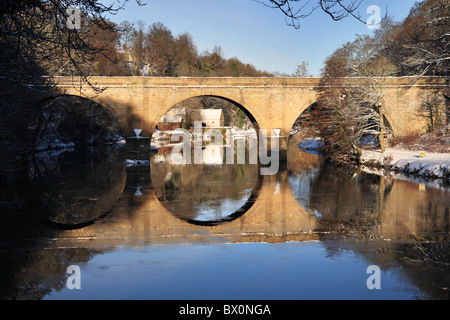 Prebends ponte sopra il fiume usura in Durham City, England, Regno Unito Foto Stock