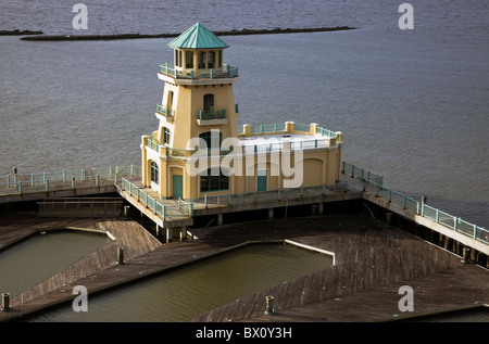 Faro giallo - visto in Biloxi Mississippi. Foto Stock