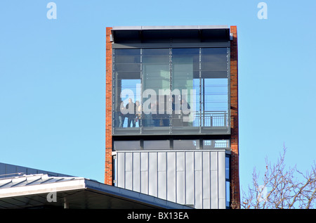 La torre del nuovo Royal Shakespeare Theatre di Stratford-upon-Avon, Warwickshire, Inghilterra, Regno Unito Foto Stock