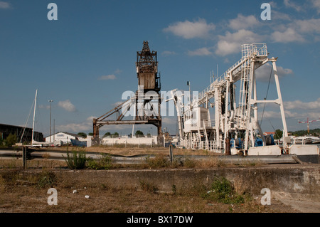 Zona Industriale, Bassins un flots, Bordeaux, Francia Foto Stock